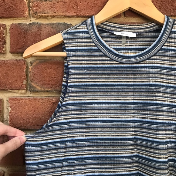 Soprano Striped Dress - Picture 3 of 5